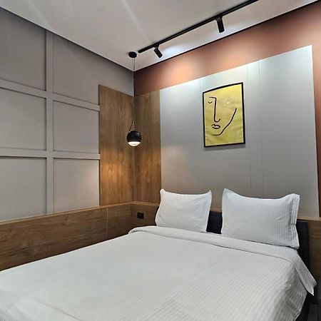 Tam Serviced Studio Apartments Next To Blloku Tiran Dış mekan fotoğraf