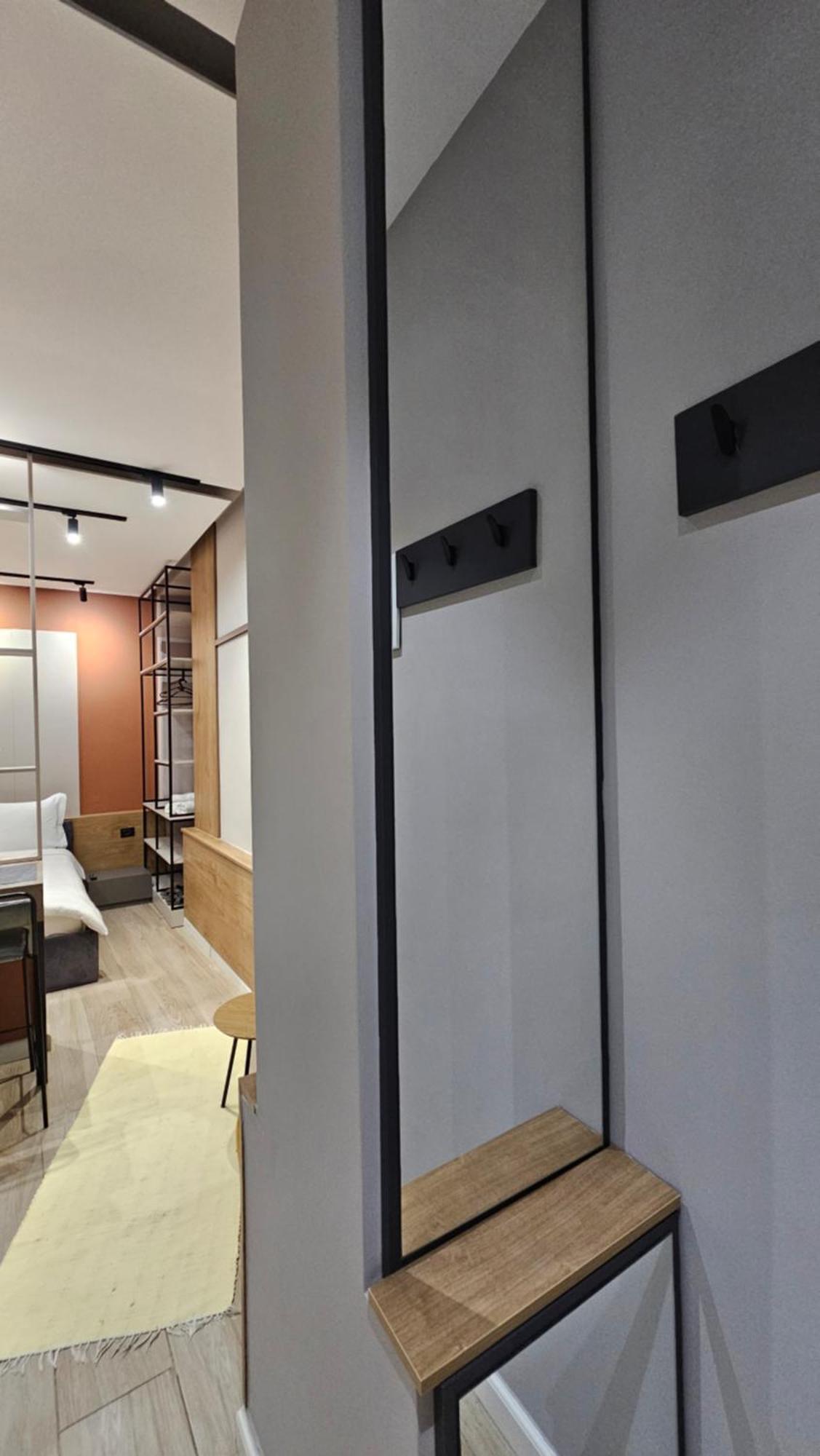 Tam Serviced Studio Apartments Next To Blloku Tiran Dış mekan fotoğraf