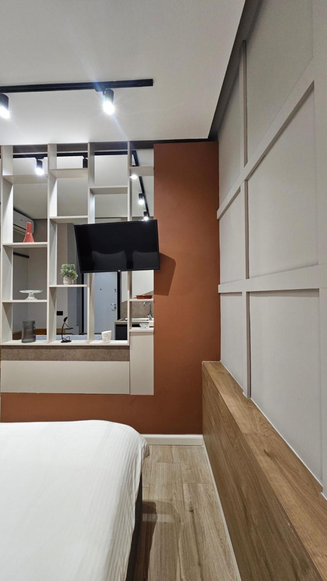 Tam Serviced Studio Apartments Next To Blloku Tiran Dış mekan fotoğraf
