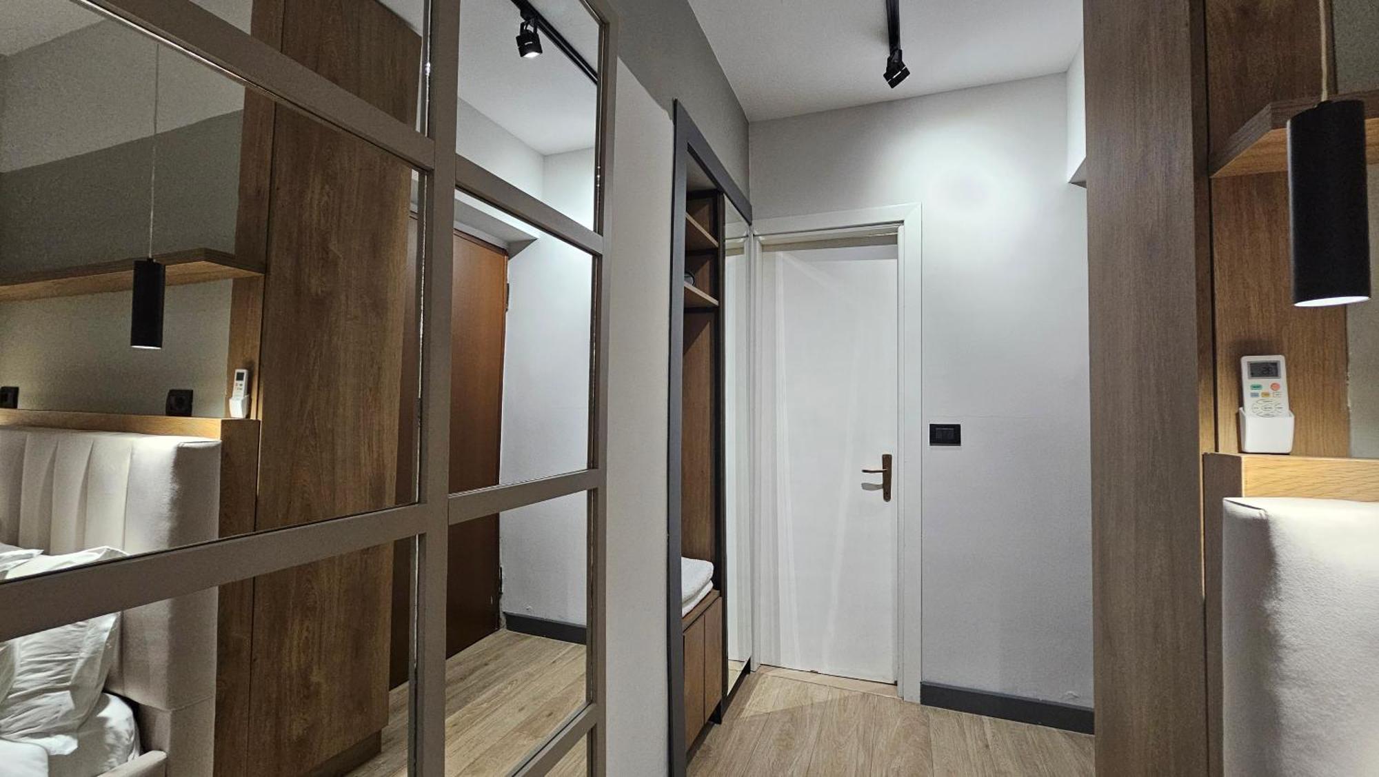 Tam Serviced Studio Apartments Next To Blloku Tiran Dış mekan fotoğraf