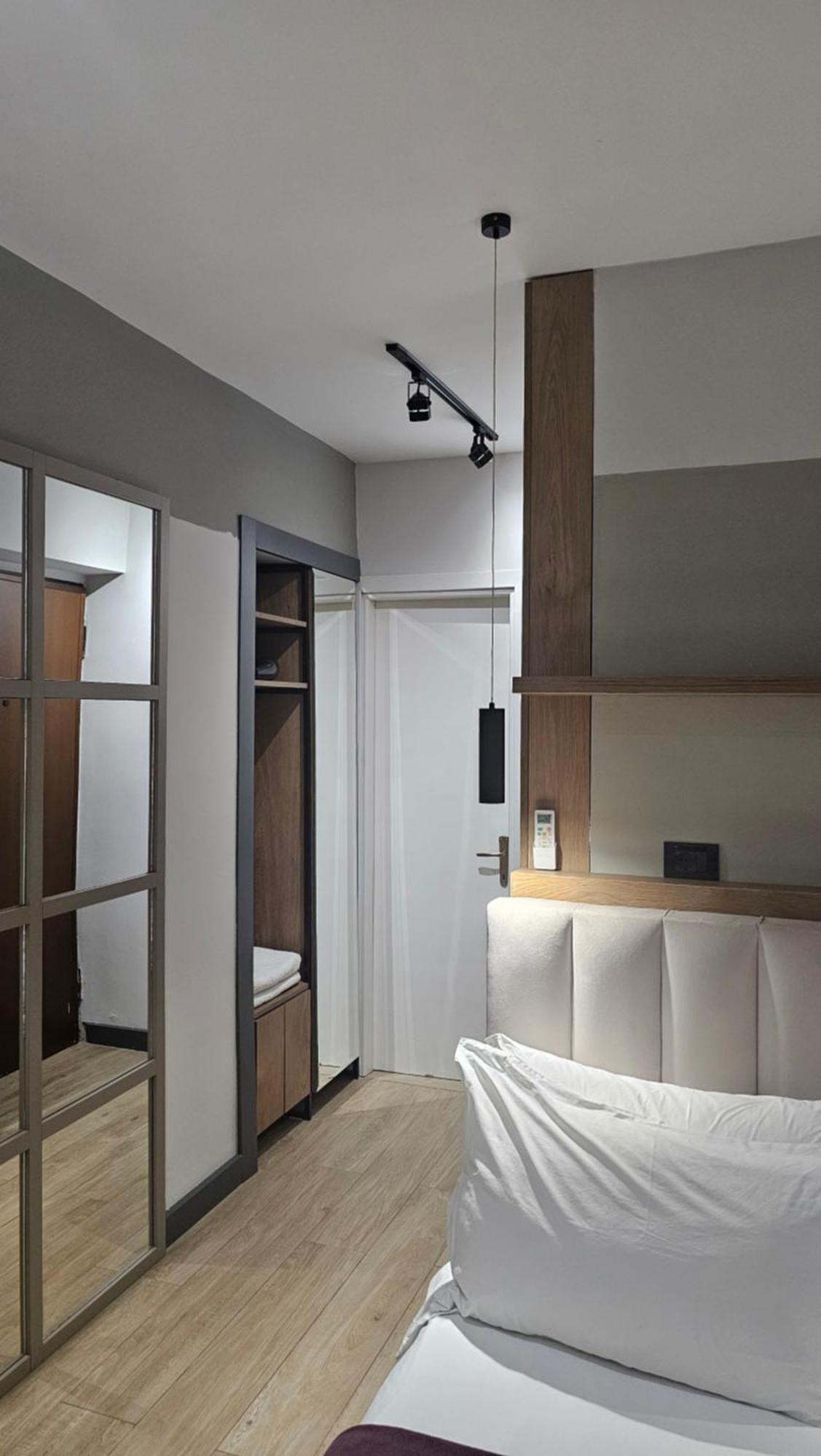 Tam Serviced Studio Apartments Next To Blloku Tiran Dış mekan fotoğraf