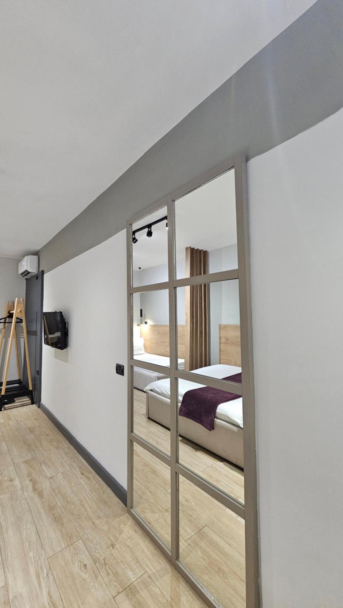 Tam Serviced Studio Apartments Next To Blloku Tiran Dış mekan fotoğraf
