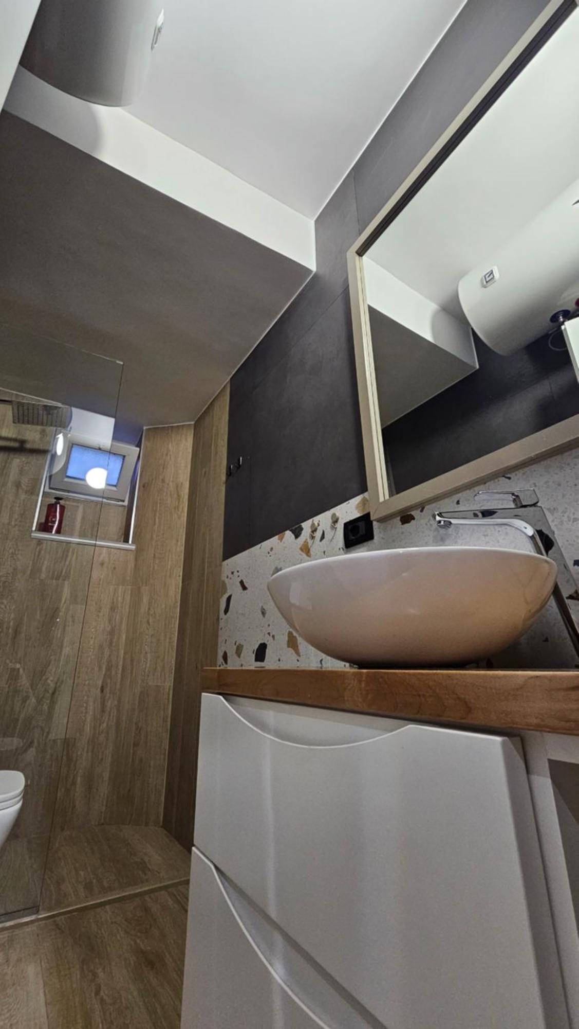 Tam Serviced Studio Apartments Next To Blloku Tiran Dış mekan fotoğraf